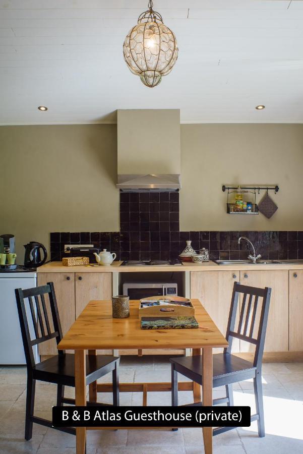 Atlas Private Guesthouse Brugge Bagian luar foto
